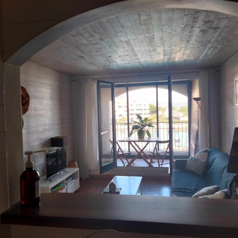 Bel Appartement Vue Mer Cogolin Bagian luar foto